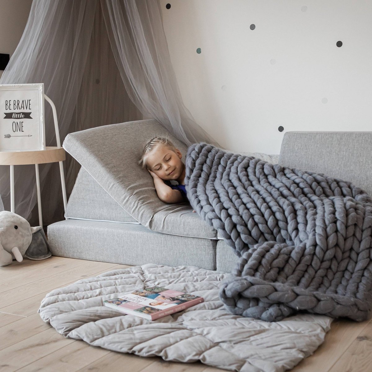 Montessori Grå Block Barnsoffa / Leksoffa - Från 1 - 16 år - Bild 2