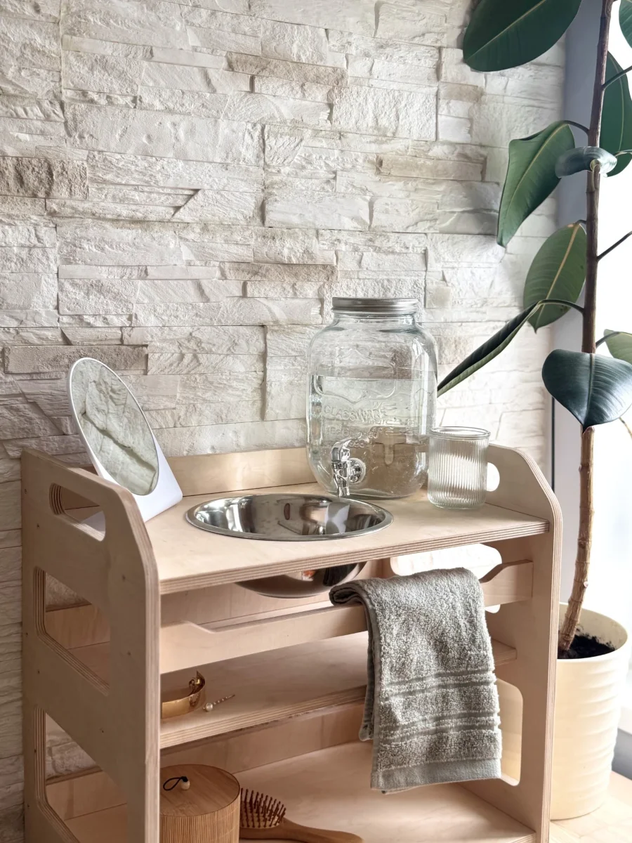 Montessori Tvättställe & Handfat med Förvaring i Trä för Barn - Liten - Bild 4